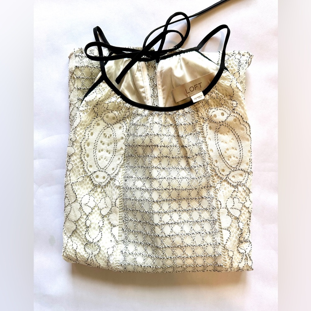 LOFT lace halter neck blouse - Picture 3 of 5